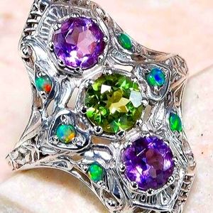 🧚‍♀️🦄Sz 8 925 Silver Natural Amethyst and Peridot Statement Ring💜💙
